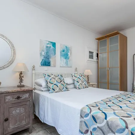 Elissavet By Vintage Travel Villa *