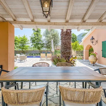 Elissavet By Vintage Travel Villa *