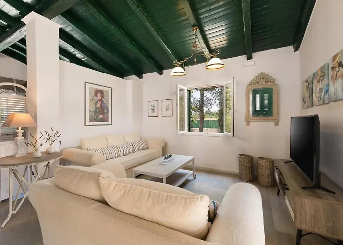 Elissavet By Vintage Travel Villa